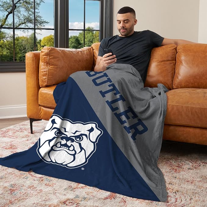 Northwest NCAA Silk Touch Throw Blanket, Ultra Soft Plush Polyester, Lightweight Warm Decorative Fan Gift, 46 x 60 in