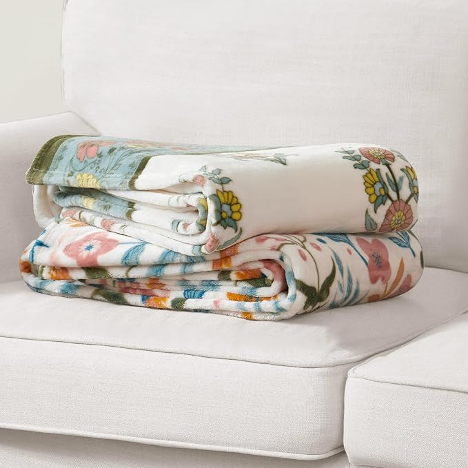Jessica Simpson Plush 50"X70" Throw Blanket - Serenity Floral - Luxurious Plush Blanket for Ultimate Comfort and Cozy Warmth