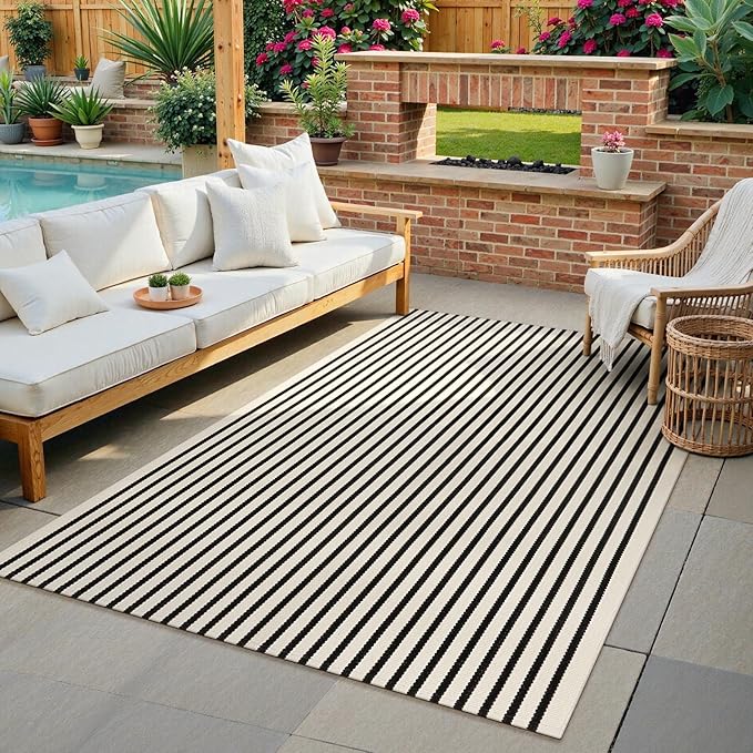 Collive Black and White Outdoor Rug 4'x 6', Patio Rug Washable Living Room Rug, Farmhouse Fall Cotton Woven Area Rug Layered Welcome Doormat Floor Carpet for Front Door Bedroom