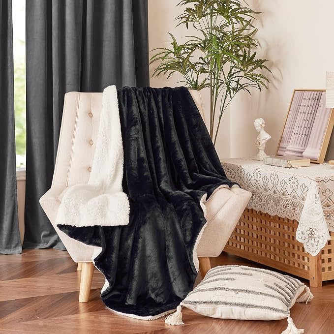 NICETOWN Black Sherpa Fleece Blanket Warm Dual Sided Fluffy Plush Super Soft Lap Blankets and Throws for Kids, Gift Throw Blankets for Women/Baby/All Season, 50 x 60 inches