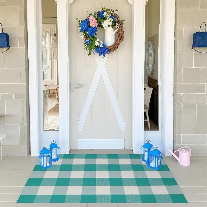 SEEKSEE Buffalo Plaid Outdoor Rug 27.5x43 Light Blue and White Front Door Mat, Layering Rug for Porch, Spring Summer Doormat, Front Porch Rug for Outdoor Entrance Entryway Patio Porch Decor
