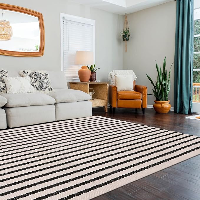 LEEVAN Outdoor Rug 4x6 ft Black and White Striped Patio Rugs, Washable Woven Cotton Boho Living Room Rug Farmhouse Collection Large Floor Carpet for Courtyard/Bedroom