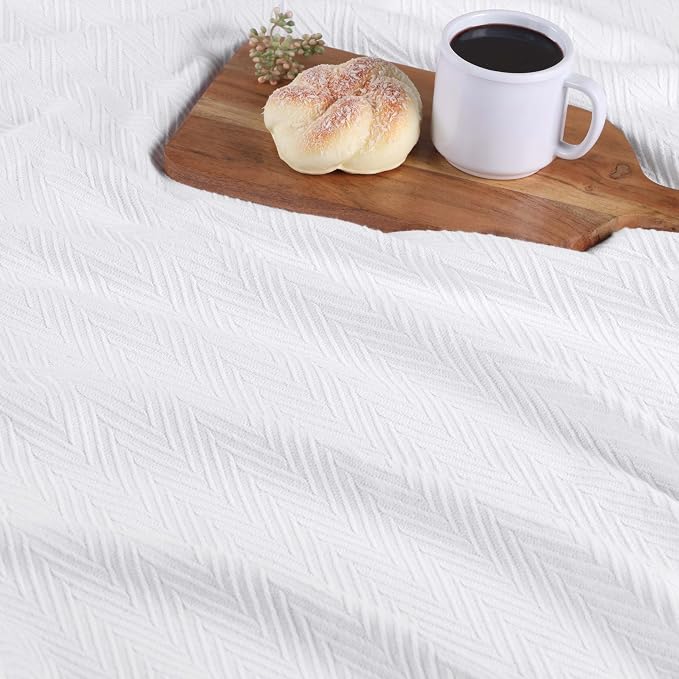 Superior Metro All-Season Cotton Blanket, Woven Blanket for Couch, Bed, Bedding, Farmhouse, Home Essentials, Cute and Cozy Bohemian Blankets, Herringbone Weave, King, White