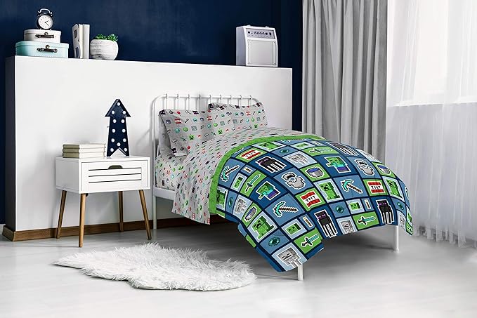 Minecraft Creeper Queen Comforter Set 5 Piece Kids Bedding for Boys, Multi | Zombie, Bed in a Bag, Comforter Sheets Pillowcases, Official Product, Soft Microfiber, Machine Washable, Boys Gift