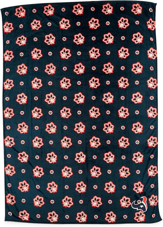 Vera Bradley Women's Fleece NFL Oversized Throw Blanket (Multiple Teams Available), Houstontexansonnavy/Redbandana, One Size