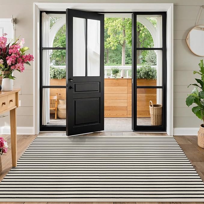Collive Black and White Outdoor Rug 4'x 6', Patio Rug Washable Living Room Rug, Farmhouse Fall Cotton Woven Area Rug Layered Welcome Doormat Floor Carpet for Front Door Bedroom