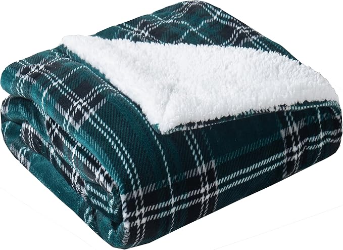 Elegant Comfort Throw Blanket, Reversible Sherpa Flannel, Ultra-Soft, Fuzzy, Cozy and Plush- All Season Lightweight Decorative Throw, 50 x 60 inches, Plaid Design Sherpa Throw, Green