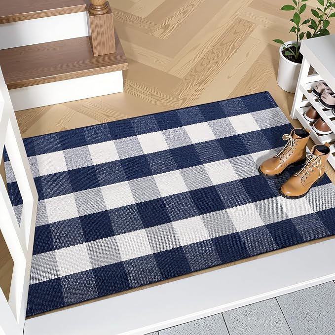 OLANLY Buffalo Plaid Rug 2' x 3' (24" x 36") – Navy and White Cotton Checkered Doormat, Washable Indoor Outdoor Rug for Layered Front Porch, Kitchen, Entryway Decor