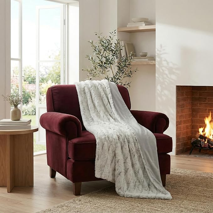 Americanflat Faux Fur Throw Blanket - Luxury 50x60 Extra Soft Plush Snow Leopard Fur, Reversible & Machine Washable Cozy Throw for Bed, Couch, Sofa, or Living Room Decor - Gray and White
