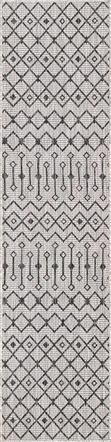 Unique Loom Outdoor Trellis Collection Area Rug - Tribal Trellis (2' x 8' Runner, Gray/ Black)