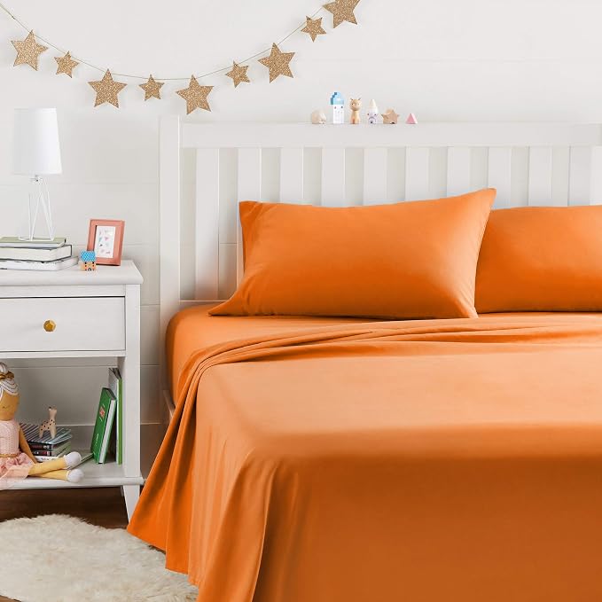 Amazon Basics Kid's Soft, Breathable, Easy-Wash Microfiber 4-Piece Sheet Set, Full, Bright Orange, Solid