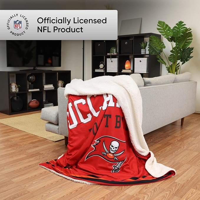 FOCO Tampa Bay Buccaneers NFL Team Property Of Sherpa Fleece Blanket