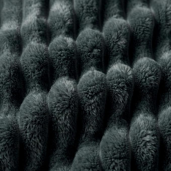 Americanflat 50x60 Faux Fur Throw Blanket - Soft and Breathable Throw Blanket for Couch, Bed, Chair - Dark Gray Faux Fur Blankets Perfect for Home, Bedroom, or Outdoor Use