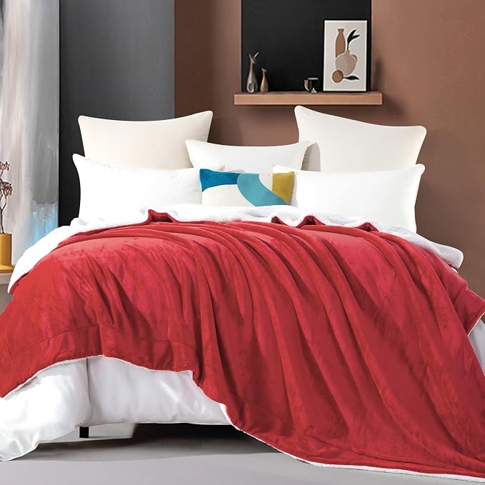 Elegant Comfort Ultra Soft Reversible Flannel Sherpa Blanket - Cozy Silky Fleece Throw for Couch, Bed - Plush Fuzzy Warm Winter Blanket for Gift, Full, Red