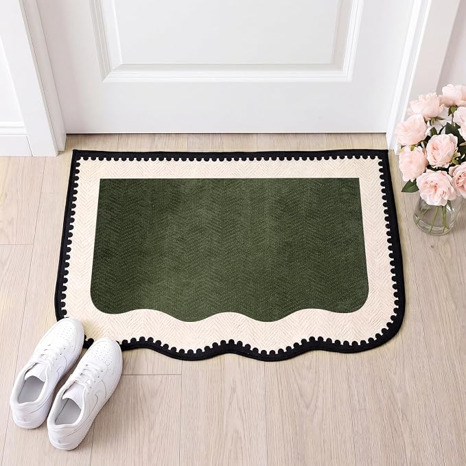 Breling Green Entryway Rug 2 x 3 ft Large Scalloped Welcome Mat Non Slip Washable Doormat Front Door Throw Rug for Farmhouse Indoor Kitchen Laundry Porch Bathroom Decor
