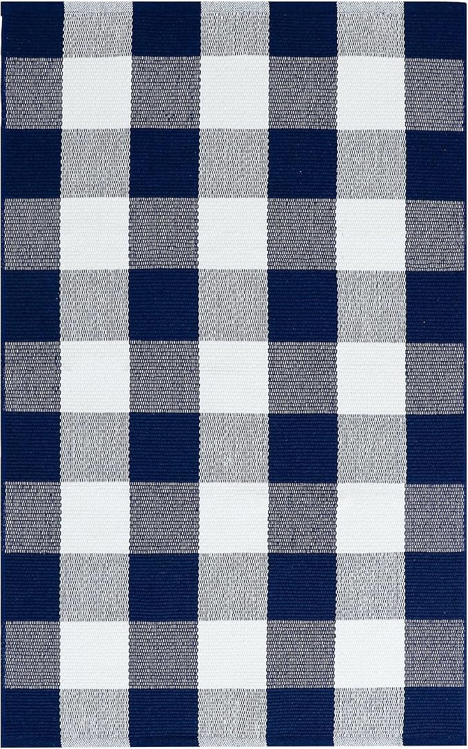 IOHOUZE Buffalo Plaid Checkered Rug 27.5" X 43" Front Door Mats, Washable Area Rugs for Front Porch Decor, Spring Summer Welcome Mats Outdoor, Navy White Rug for Farmhouse/Entryway/Home Entrance
