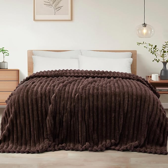 Exclusivo Mezcla Twin Size Flannel Fleece Blanket, Super Soft Striped Jacquard Bed Blanket, Lightweight Fuzzy Cozy for All Seasons, 60x80 Inches, Coffee