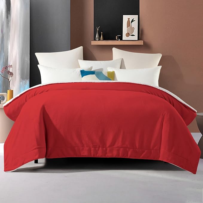 Elegant Comfort Ultra Soft Reversible Flannel Sherpa Blanket - Cozy Silky Fleece Throw for Couch, Bed - Plush Fuzzy Warm Winter Blanket for Gift, Full, Red