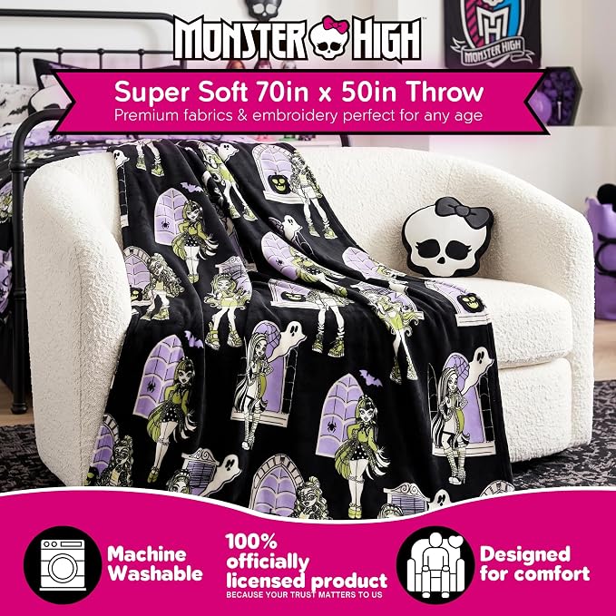 Monster High Halloween Throw, Super Soft Cozy Plush Blanket, 50" x 70", (Officially Licensed Product) by Franco