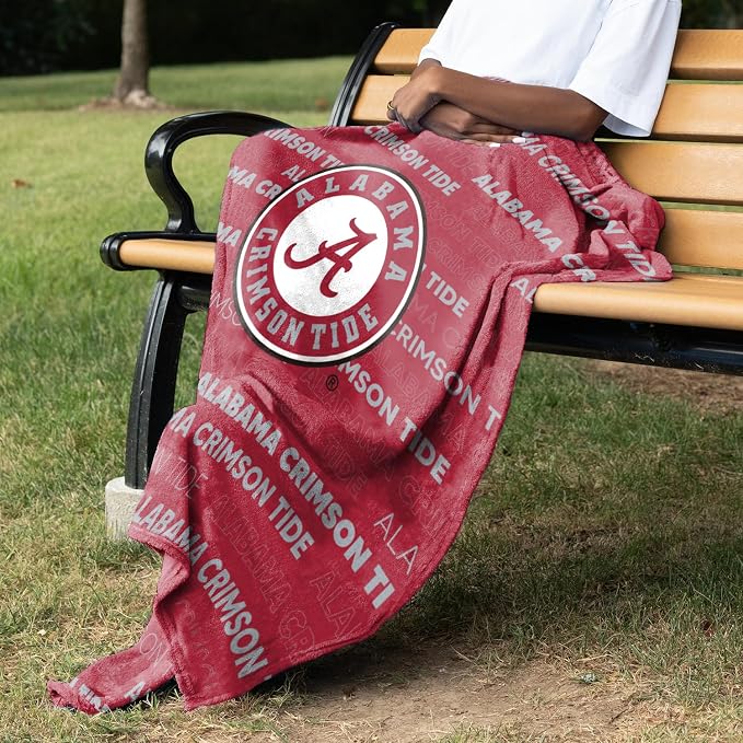 Logo Brands NCAA Classic Fleece Throw Blanket -50” x 60” Ultra-Soft Game Day Blanket with Bold Team Colors & Logo – Cozy College Team Bedding for Fans & Alumni