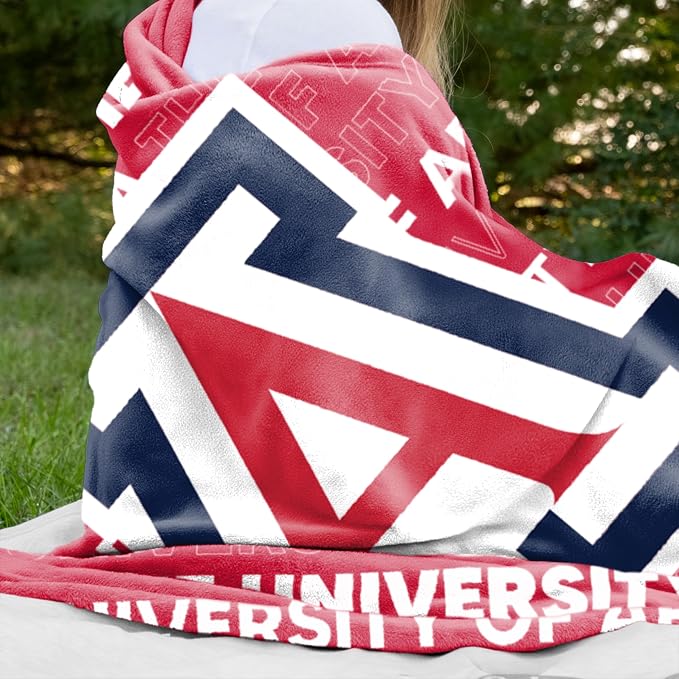 Logo Brands NCAA Classic Fleece Throw Blanket -50” x 60” Ultra-Soft Game Day Blanket with Bold Team Colors & Logo – Cozy College Team Bedding for Fans & Alumni