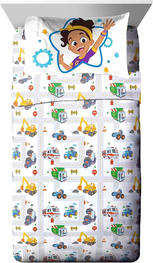 Jay Franco Kids Sheet Cartoon Set with Fitted, Flat Sheets & Pillow Cover - Ultra-Soft Bedding with Pillowcase for Room Decor, White - Blippi, 3 Piece Twin