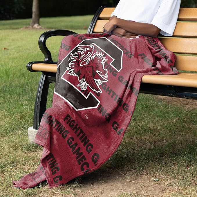 Logo Brands NCAA Classic Fleece Throw Blanket -50” x 60” Ultra-Soft Game Day Blanket with Bold Team Colors & Logo – Cozy College Team Bedding for Fans & Alumni