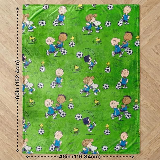 Franco Collectibles® Peanuts® Snoopy & Gang Soccer Throw, Super Soft Plush Cozy Throw Blanket, 46 in x 60 in, 2026 World Soccer Tournament (Official Peanuts® Product)