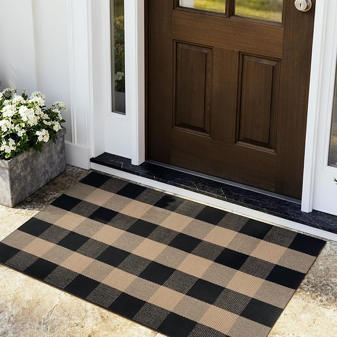 OJIA Buffalo Plaid Checkered Rug 27.5"x43" Fall Front Door Mat Welcome Mats | Washable Woven Front Porch Rug Outdoor Door Mat Welcome Mats Indoor Layered Doormats for Entryway Home Entrance Black/Tan