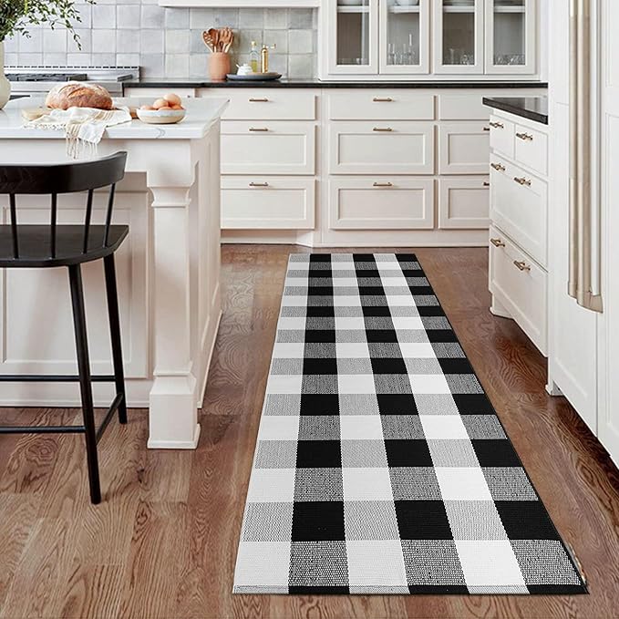 Buffalo Plaid Runner Rug 2x6 Feet Black and White Checkered Runner Rug Cotton Woven Farmhouse Floor Mat Washable Rugs for Hallway Kitchen Laundry Bedroom Living Room