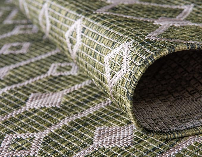 Unique Loom Outdoor Trellis Collection Area Rug - Tribal Trellis (3' 3" Round, Green/ Natural)
