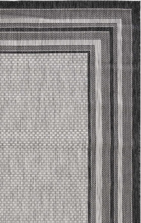 SAFAVIEH Courtyard Outdoor Accent Rug 2'3"x5', Light Grey CY8475-37612