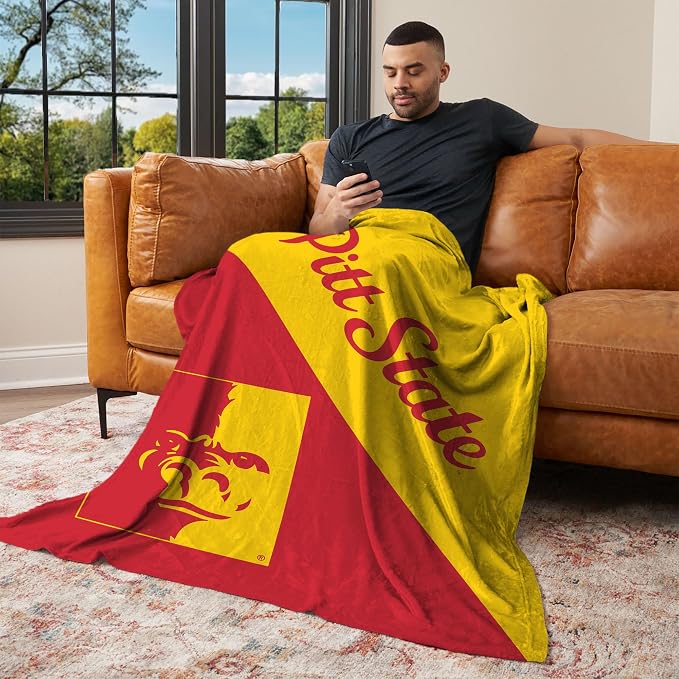 Northwest NCAA Silk Touch Throw Blanket, Ultra Soft Plush Polyester, Lightweight Warm Decorative Fan Gift, 46 x 60 in