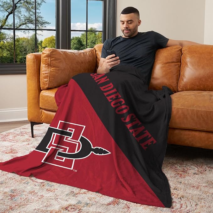 Northwest NCAA Silk Touch Throw Blanket, Ultra Soft Plush Polyester, Lightweight Warm Decorative Fan Gift, 46 x 60 in