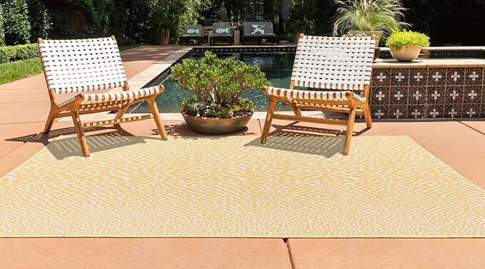 Unique Loom Outdoor Collection Area Rug - Cape Town (5' 3" x 8' Rectangle, Yellow Ivory/ Ivory)