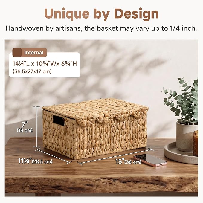 StorageWorks Wicker Basket with Scalloped Edge Lid, Water Hyacinth Basket with Built-in Handles, Handwoven Wicker Box for Living Room, 15" L x 11 ¼" W x 7" H