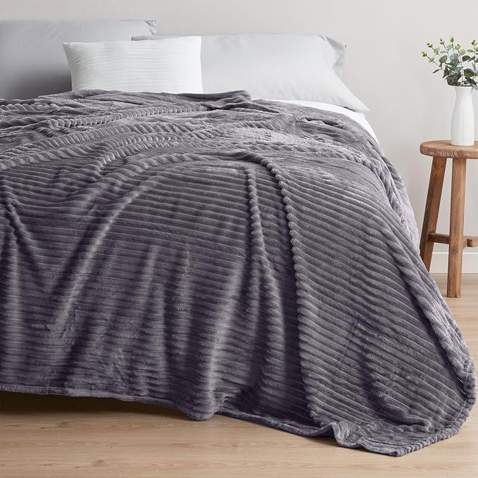 Nestl Purple Throw Blanket for Couch - Cozy Warm Fuzzy Blankets for Women, Plush Small Fleece Throws for Girls - Dusty Purple, 50 x 60 Inches