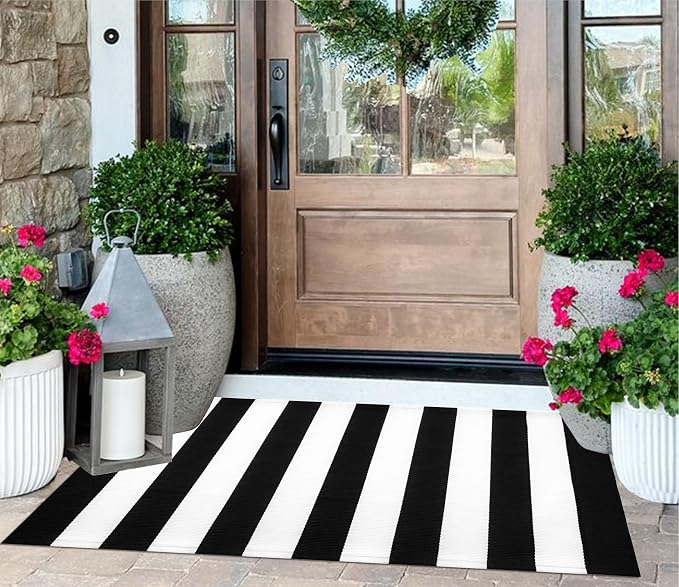 Striped Outdoor Rug 24"x51",Cotton Woven Washable Black and White Front Door Mat Farmhouse Layered Door Mats Throw Rugs for Porch/Bedroom/Home Entrance Decor