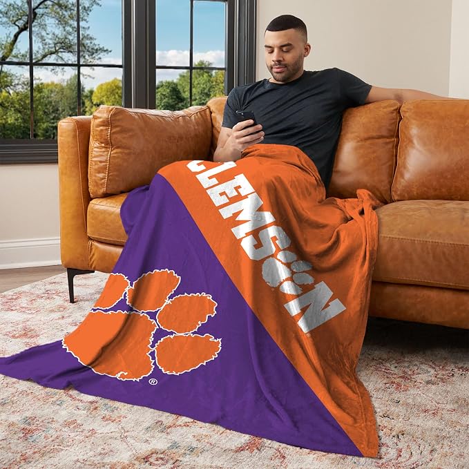 Northwest NCAA Silk Touch Throw Blanket, Ultra Soft Plush Polyester, Lightweight Warm Decorative Fan Gift, 46 x 60 in