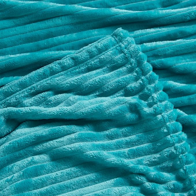 Nestl Blue Throw Blanket for Couch - Cozy Warm Fuzzy Blankets for Women, Plush Small Fleece Throws for Girls - Teal Blue, 50 x 60 Inches