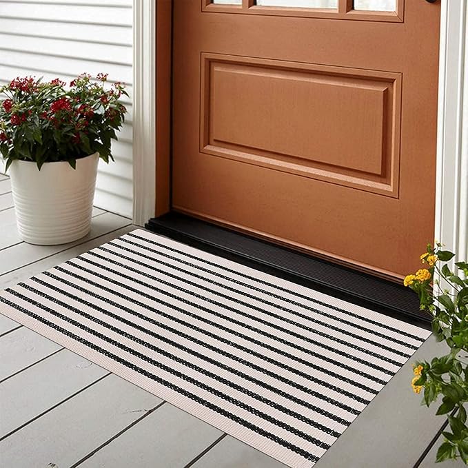 LEEVAN Black and White Striped Rug Doormat 2x3 Washable Front Porch Rug Farmhouse Layered Door Mats Outdoor Cotton Hand Woven Throw Carpet for Entryway/Front Steps/Bathroom/Home Entrance