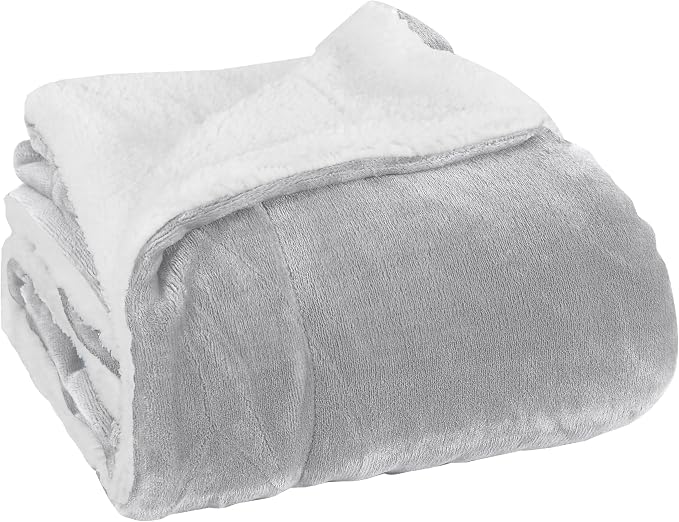 Elegant Comfort Reversible, Solid Sherpa Throw Blanket, All-Season Blanket- Super Soft, Cozy and Plush- Decorative Throw, Perfect for Lounging, 50 x 60 inches, Sherpa Throw Silver Gray