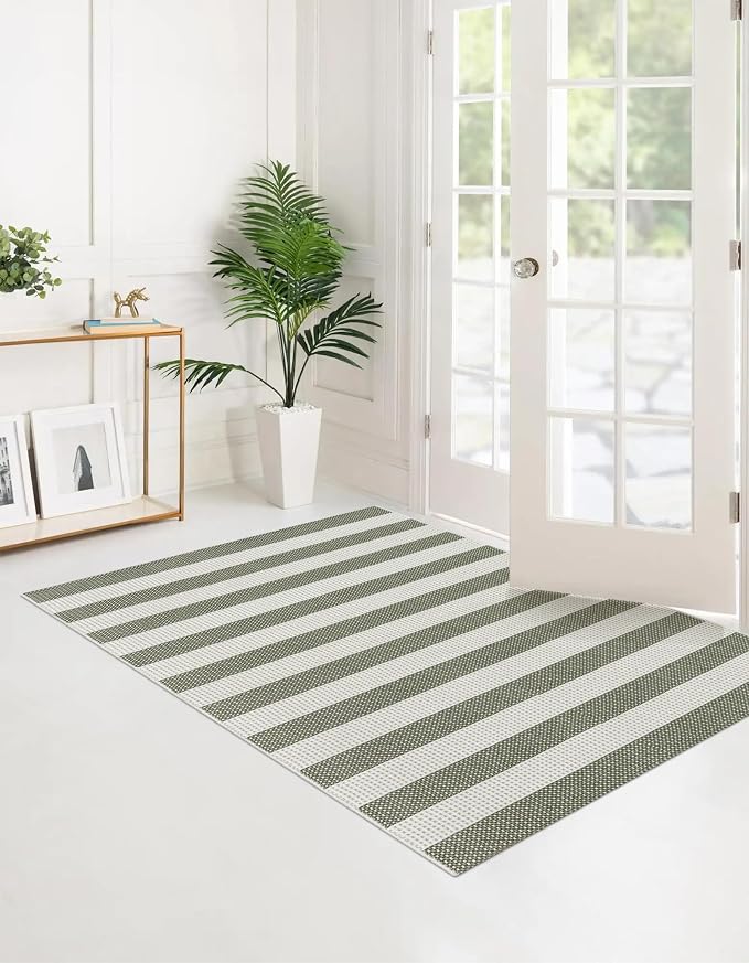 LEEVAN Striped Outdoor Rug 4x6, Washable Front Porch Rug, Spring Plaid Door Mats Outside Entrance, Green and White Entryway Floor Mat, Buffalo Woven Patio Layered Mat for Entrance/Deck/Camping