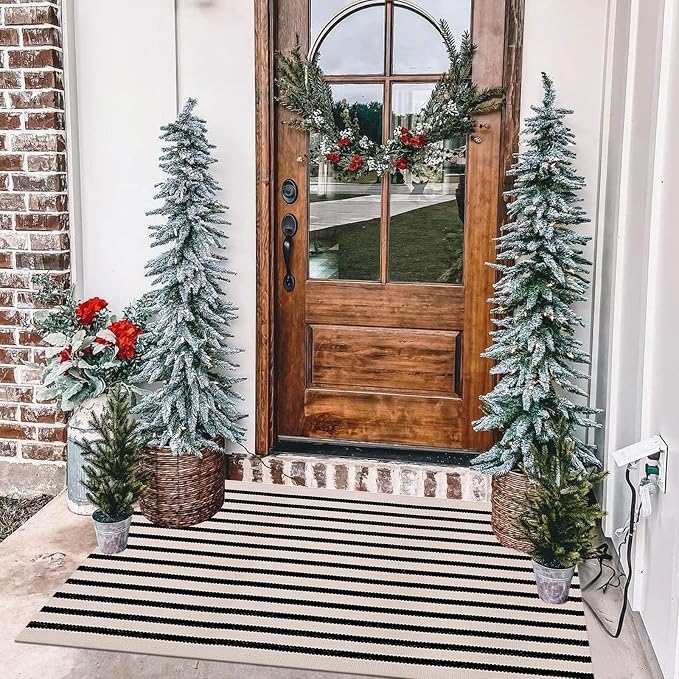 LEEVAN Outdoor Runner Rug 2x4.3 Black and White Striped Front Porch Rug | Layering Fall Doormat Farmhouse Front Porch Rug Cotton Woven Washable Throw Carpet Runner for Front Steps/Bathroom/Kitchen