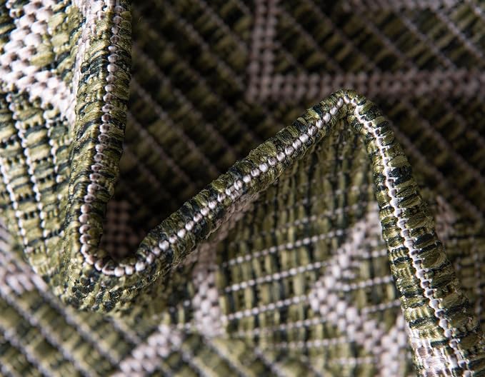 Unique Loom Outdoor Trellis Collection Area Rug - Tribal Trellis (3' 3" Round, Green/ Natural)