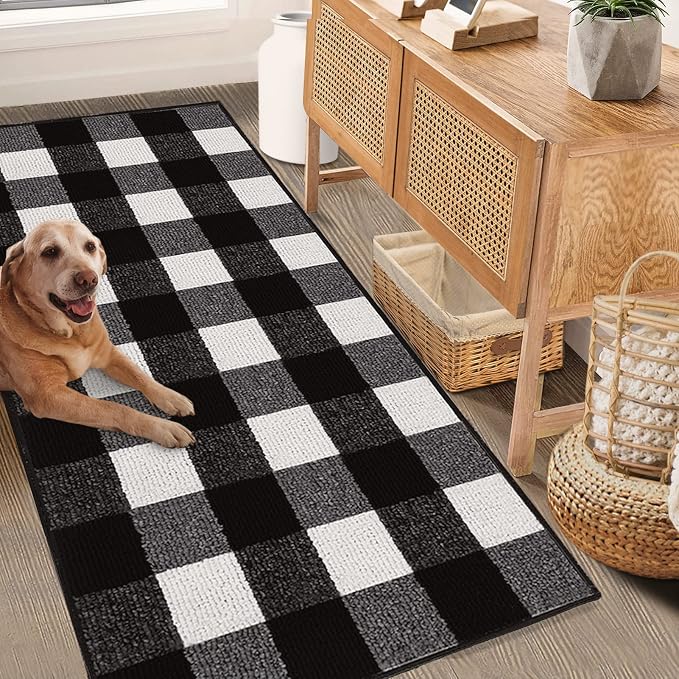 FONEYI Buffalo Plaid Outdoor Rug for Front Door Mats, 4'x6' Black and White Checkered Layered Door Mat with Non Slip Backing, Washable Entryway Rug for Porch, Front Porch and Farmhouse Decor