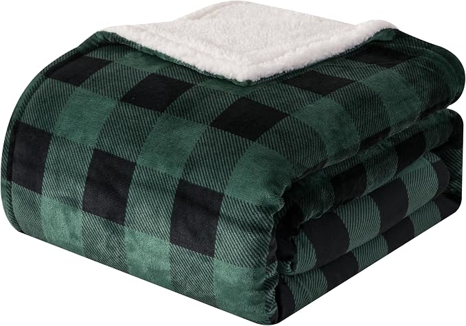 Elegant Comfort Luxury Ultra-Plush Velvet Touch Buffalo Plaid Fleece Throw - Soft, Warm, Cozy Micromink Sherpa-Backing Reversible Blanket for Bed, Sofa and Couch, Buffalo Green