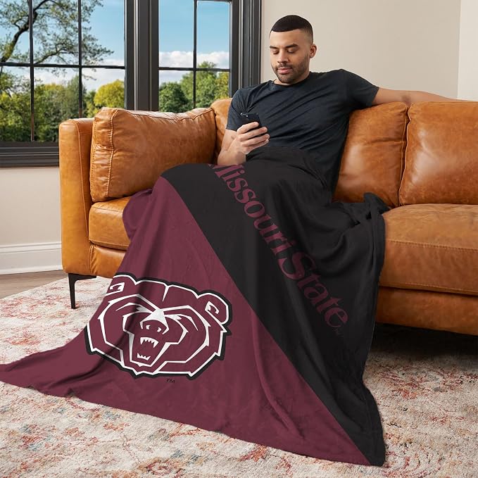 Northwest NCAA Silk Touch Throw Blanket, Ultra Soft Plush Polyester, Lightweight Warm Decorative Fan Gift, 46 x 60 in
