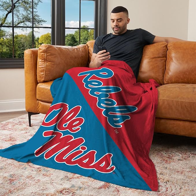 Northwest NCAA Silk Touch Throw Blanket, Ultra Soft Plush Polyester, Lightweight Warm Decorative Fan Gift, 46 x 60 in