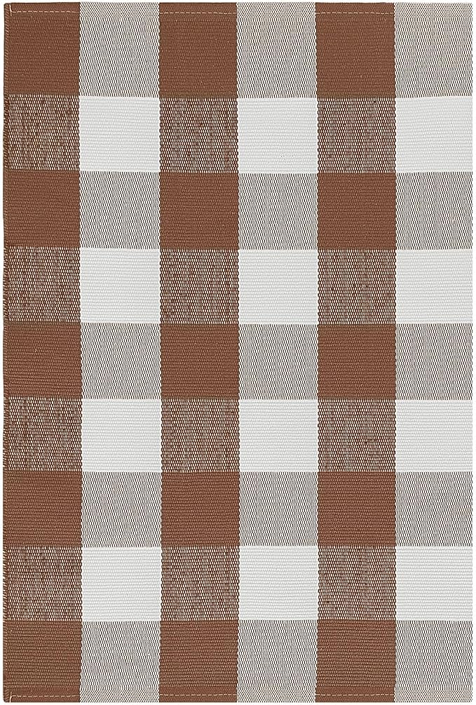 KOZYFLY Buffalo Plaid Area Rugs 2x3 Ft Brown and White Rug Washable Front Door Mat Woven Cotton Indoor Outdoor Rug for Front Porch Kitchen Entryway Patio Farmhouse Checkered Doormat